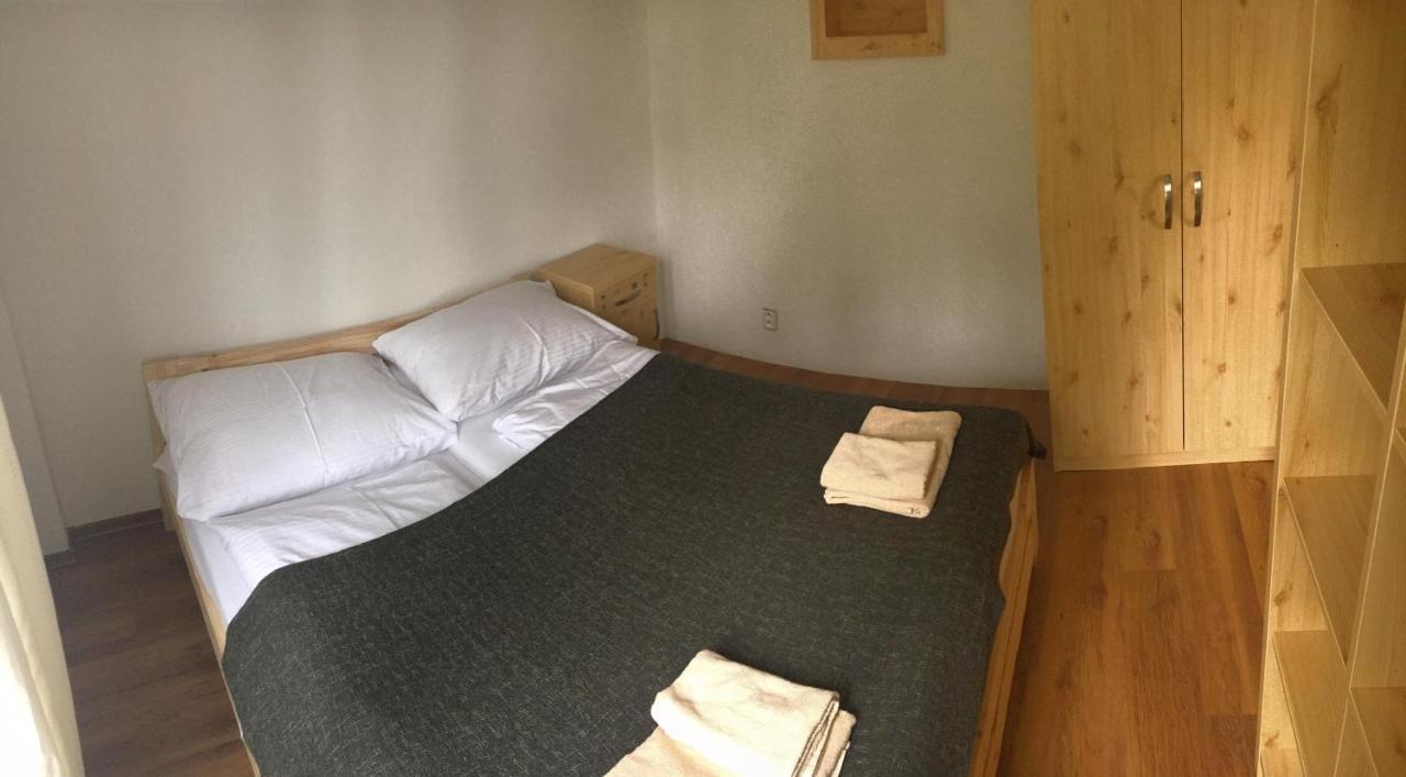 Apartman Zara Velky Slavkov Luaran gambar